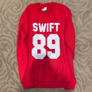 Taylor Swift merch sweatshirt, perfect condition